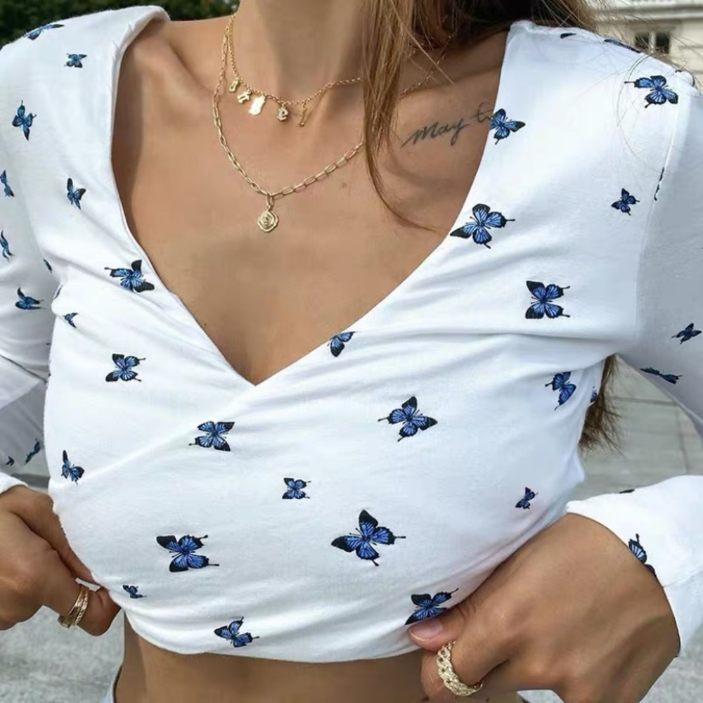 Tops - Picture 2 of 5